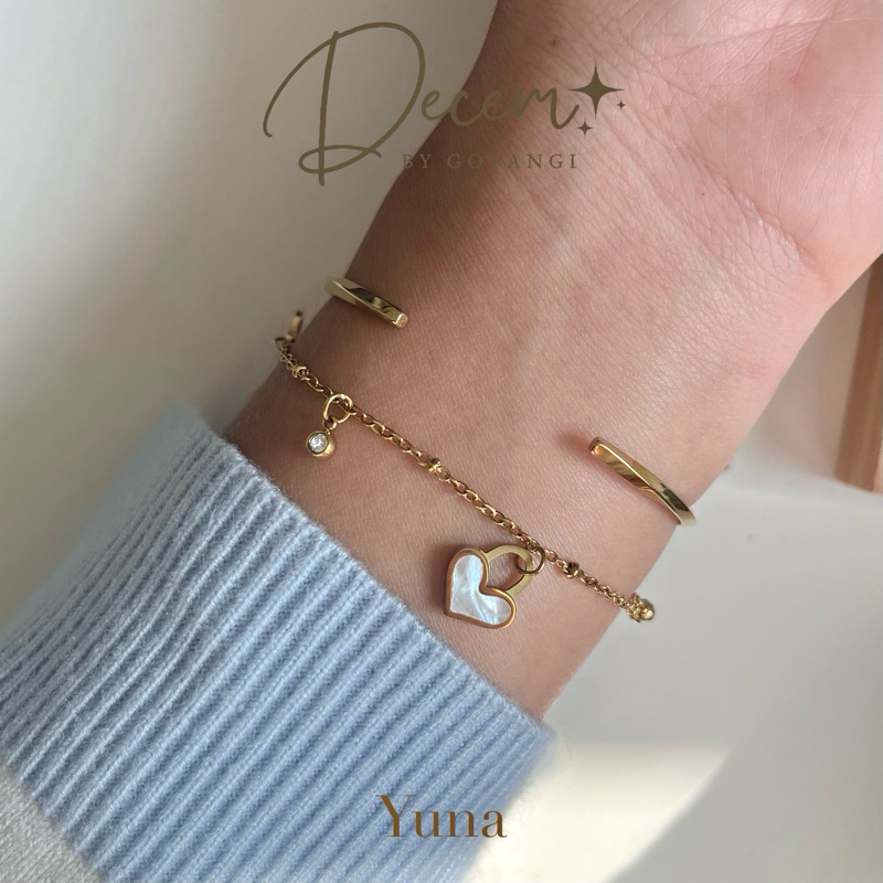 Decem- สร้อยข้อมือรุ่น Yuna สแตนเลสสามารถใส่โดนน้ำได้ ไม่ลอกไม่ดำ มีถุงเก็บแถมให้