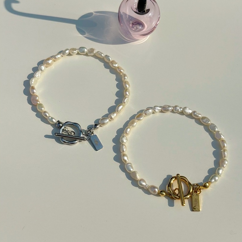 play.palette - Buttercup pearl bracelet
