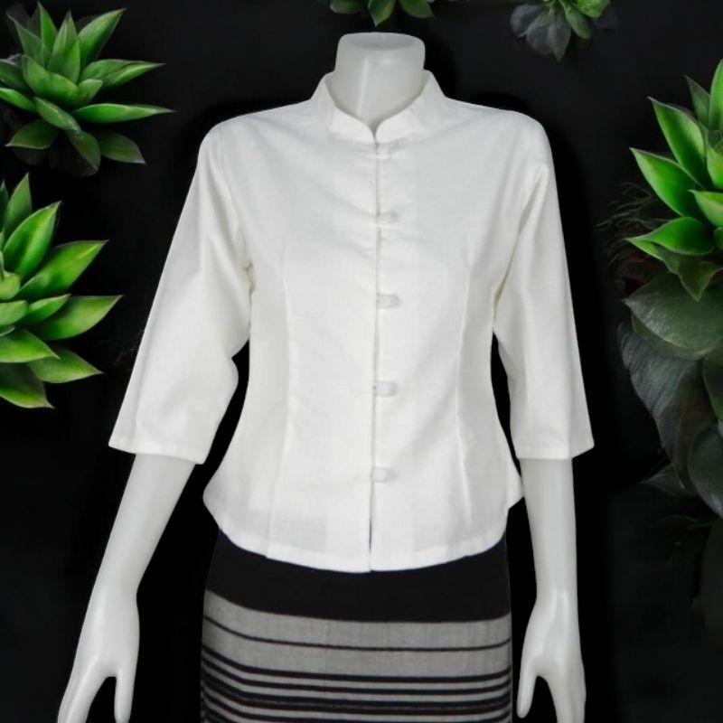 เสื้อ​ผ้าฝ้าย คอจีนแขนสามส่วน อก36-48นิ้ว ผ้าระบายอากาศ ใส่สบาย ทรงสวยเรียบหรู งานตัดเย็บปราณีตค่ะ