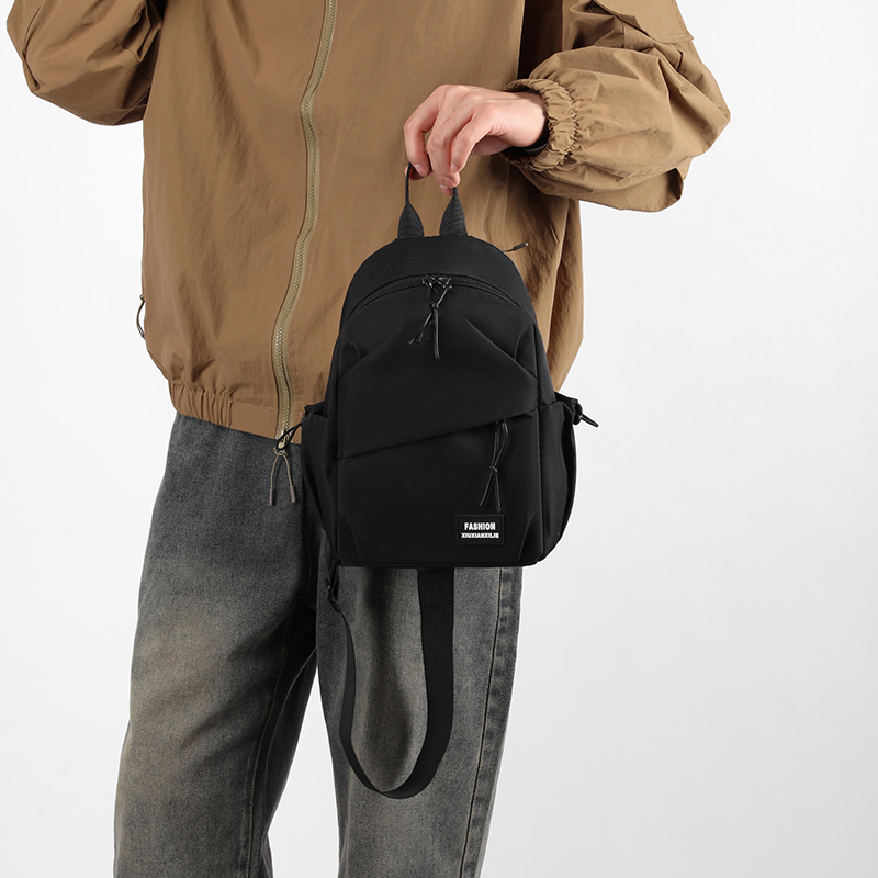 GUCSELECTED(B2297) กระเป๋าคาดอก-ผ้าไนล่อนสีพื้นFASHION มี6ช่องใส่ของ