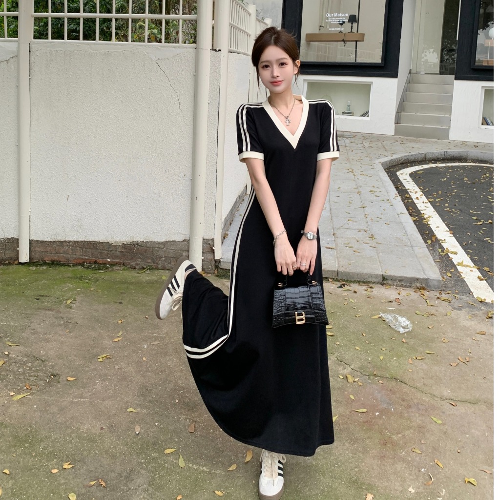 คอลเลคชั่นใหม่ เดรสยาวพลัสไซส์เก็บพุงพรางผอม ชุดเดรสแฟชั่นผู้หญิง เดรสสาวสาวอวบ ชุดเดรสสวยหรูดูแพง