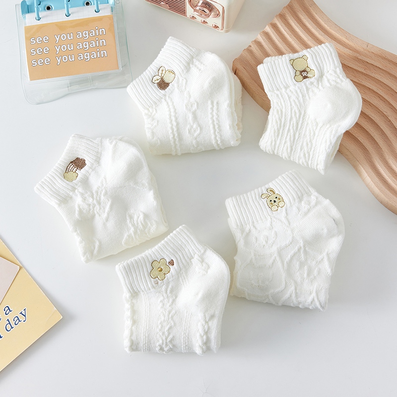 VKMonday ใหม่ล่าสุด ถุงเท้าแฟชั่นลำลอง ผ้าดียืดได้เยอะ สีสวยแต่งลวดลายพอเก๋ๆ ดีไซน์สวยติดเทรนด์แฟชั่นสุดๆ ใส่ได้ทั้งชายแ - รูปที่ 4