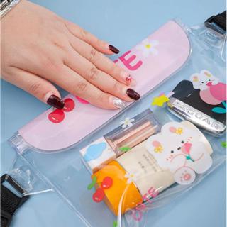 กระเป๋ากันน้ำ ลายการ์ตูน waterproof bag ปรับสายคล้องถ่ายรูปท…