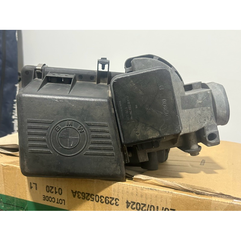 Mass Air Flow Sensor BMW  E28, E30, E34 : 0 280 202 083 / 1 710 539.9