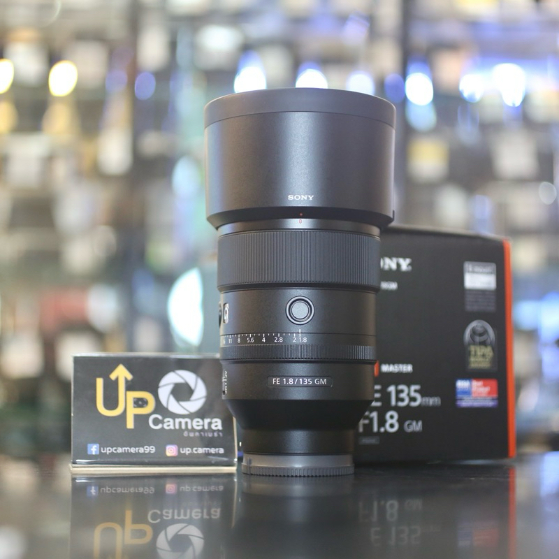 SONY FE 135mm f/1.8 GM