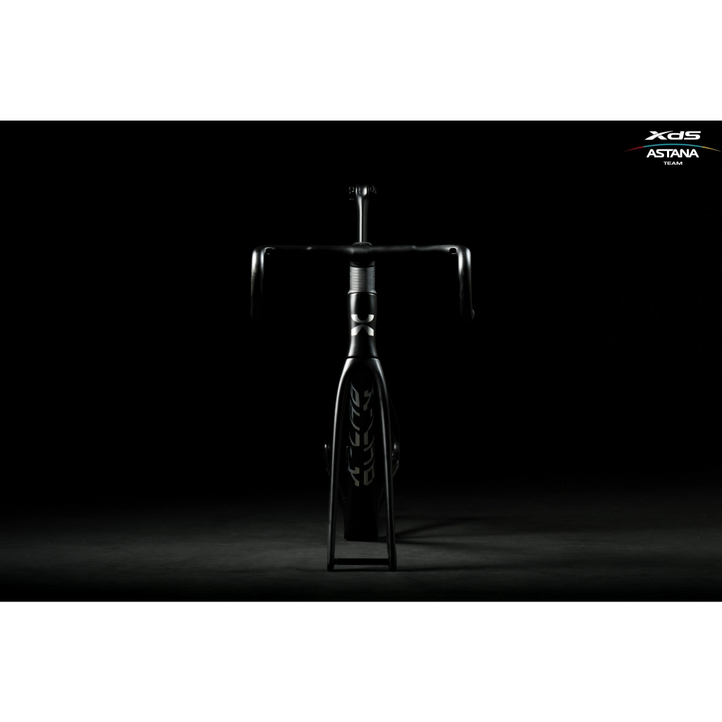 X-LAB RS 9 By XDS เฟรมจักรยานคาร์บอน น้ำหนักเบา 780 กรัม  size : S , M , L  มีพร้อมสินค้าพร้อมส่ง