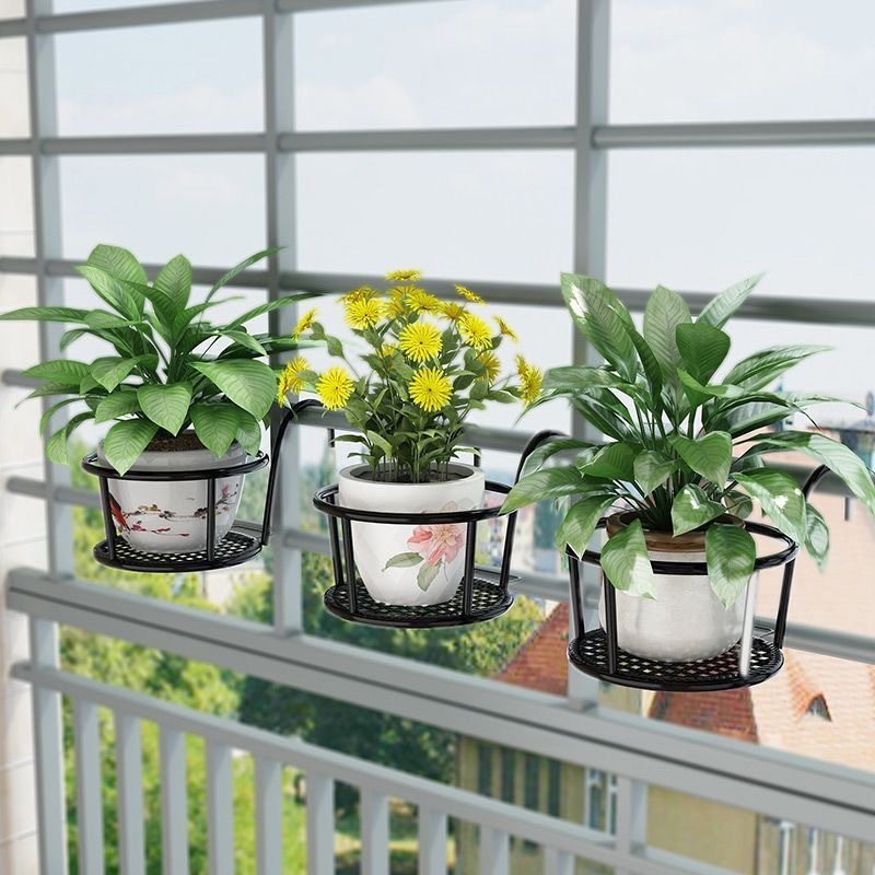 ที่แขวนกระถางต้นไม้ วัสดุโลหะ แข็งแรง กระถางแขวนผนัง flower stand ระเบียง