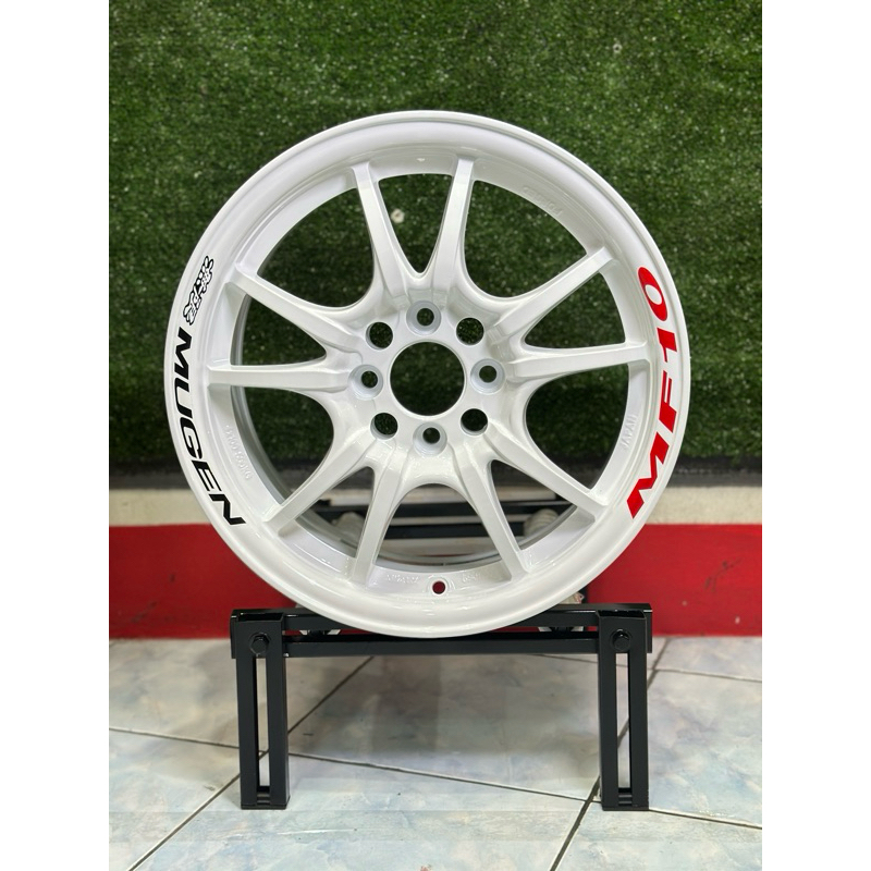 ล้อแม็กขอบ 15 mugen mf10 กว้าง 7 ออฟ 35 ราคาต่อ 4 วง