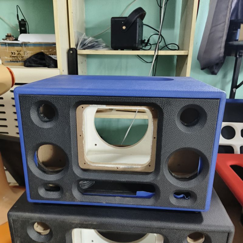 ตู้ลำโพงแบนพาส 6.5 นิ้วพร้อมหุ้มหนัง