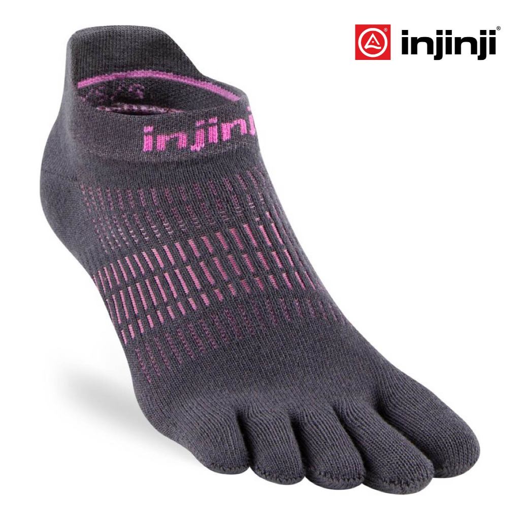 INJINJI ถุงเท้าวิ่งแยกนิ้ว WMN RUN LIGHTWEIGHT NO-SHOW COOLMAX CHARCOALรุ่นวิ่งขอสั้น (ผู้หญิง) สีชาโคล ของแท้