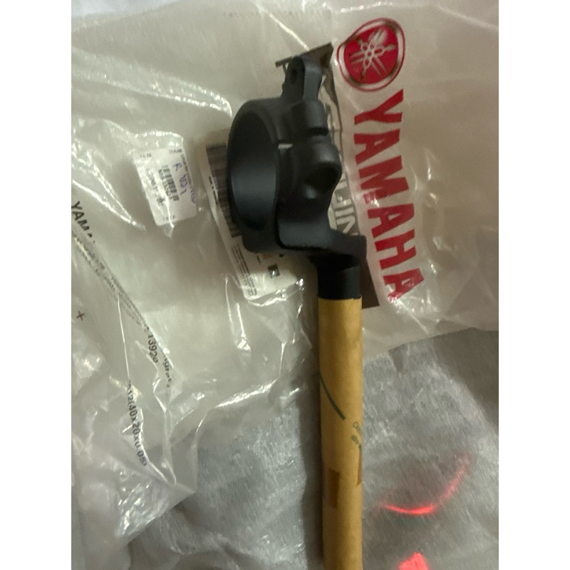 แฮนด์ YAMAHA R3 ข้างขวา BS7F612200 ปี2022 เกรดแท้ ราคาสุดเร้าใจ🔥🔥🔥999