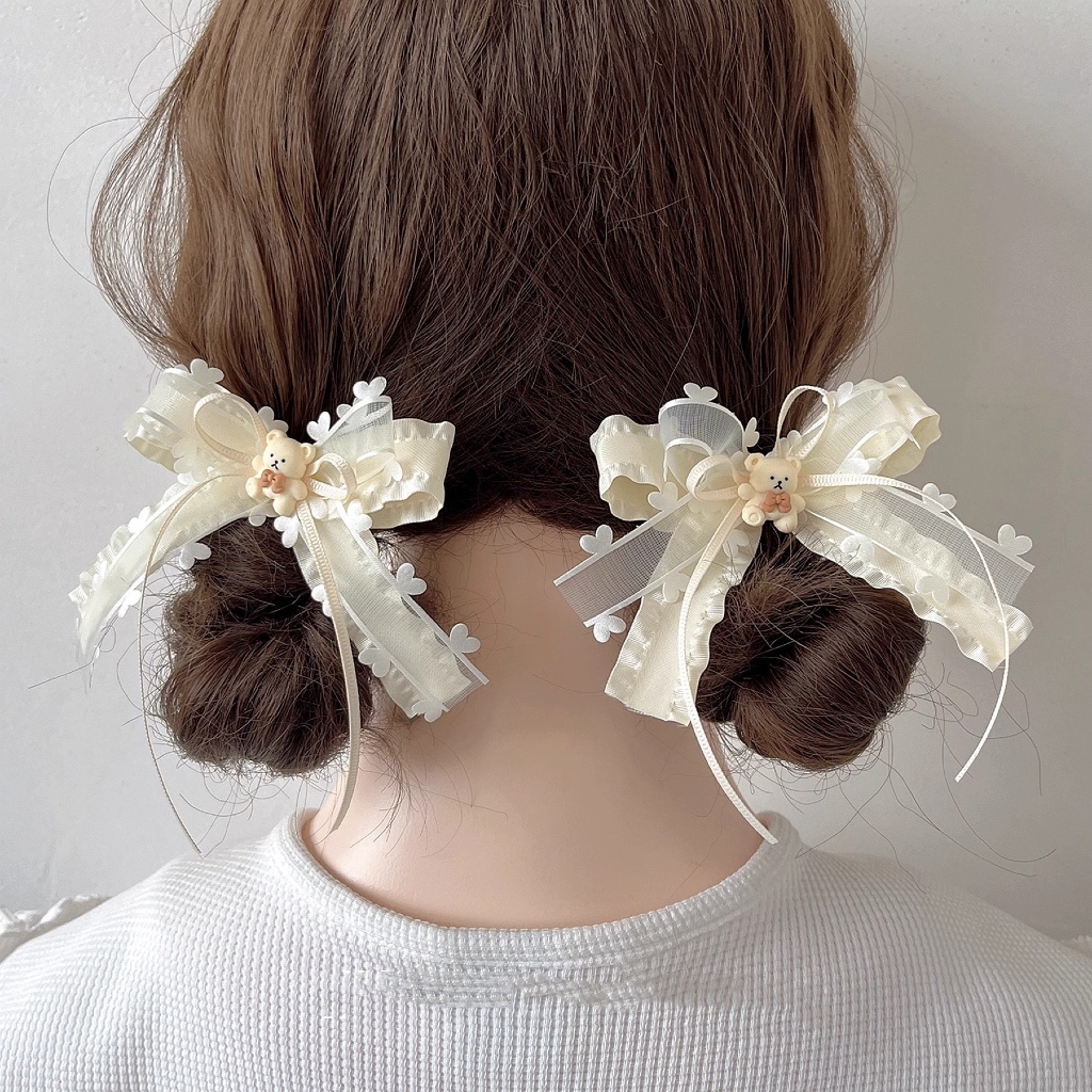 ราคา/ชิ้น กิ๊บ และยางรัดผมรูปหมีสีครีมน่ารักมากๆ งานดีเทลแน่น แต่งขอบน่ารักมากๆ