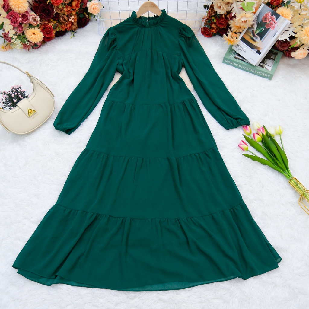 ชุดเดรสลำลอง,ชุดเดรสสง่างาม,ชุดเดรสยาวปานกลาง สีเขียว ซิปซ่อนด้านหลัง ซับในทั้งตัว แขนยาว คอปีน ผ้าชีฟอง ความยาวชุด=53