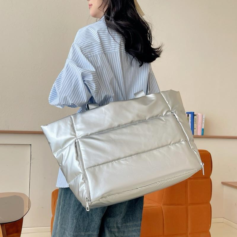 [พร้อมส่ง] 🧳กระเป๋าฟิตเนส กระเป๋าอเนกประสงค์สไตล์มินิมอล รุ่น Puffy Bag จุของได้เยอะ วัสดุทนทาน กันน้ำ มีช่องใส่ของเปียก