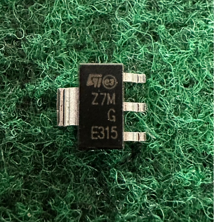 Triac Z0107MN Z7MG , Z0109MN Z9MG , Z0103MN Z3M  , จำนวน 1 ตัว