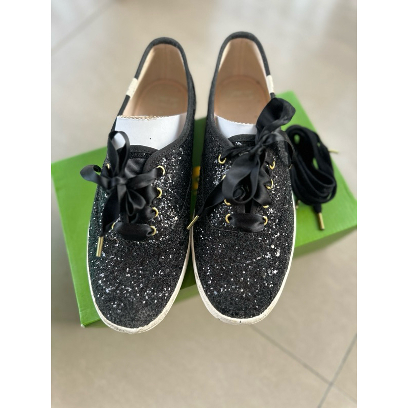 รองเท้า Keds มือสอง ใส่แค่ครั้งเดียว ส่งต่อถูกๆ