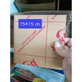 แผ่นอะคริลิคสีใสมี2ขนาด 10*10cm.เเละ15*15cm.