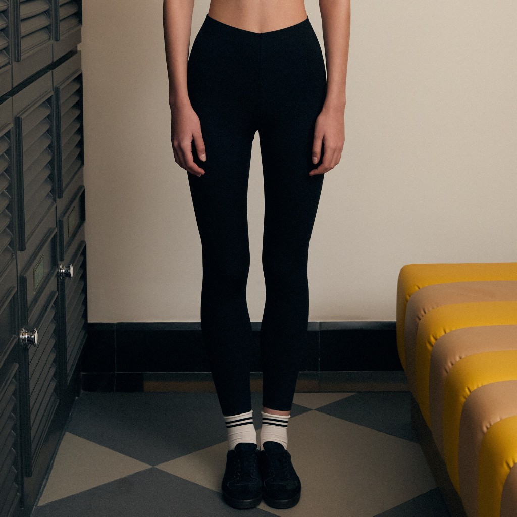 Seamless Leggings in Black (กางเกงออกกำลังกาย)
