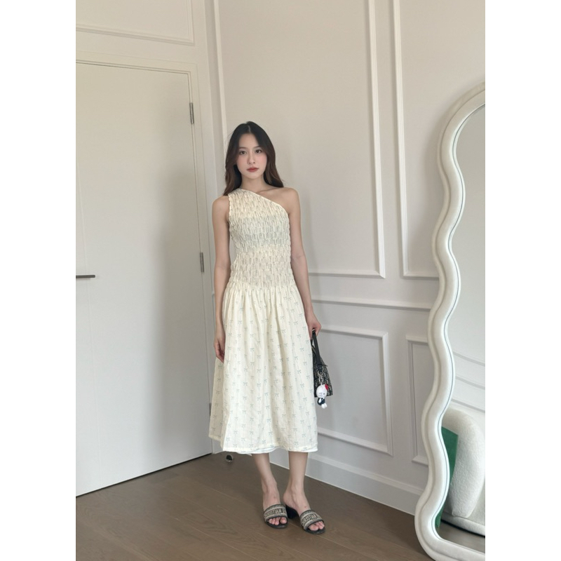 ribbon dress ชุดเดรสtaya fabrique