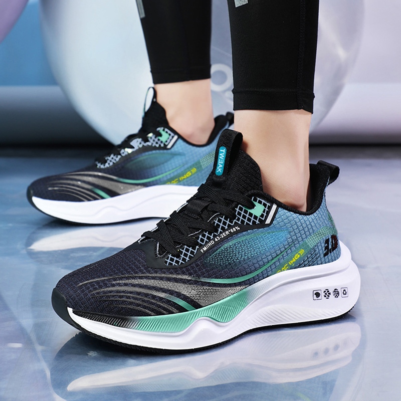 Walkon ห้ามพลาด รองเท้าผ้าใบแฟชั่นคุณผู้ชาย ดีไซน์สปอร์ตเท่ห์มาก ใส่แมทช์ชุดได้หลายลุคมาก วัสดุดีทนทาน มี 3 สีให้เลือก ท