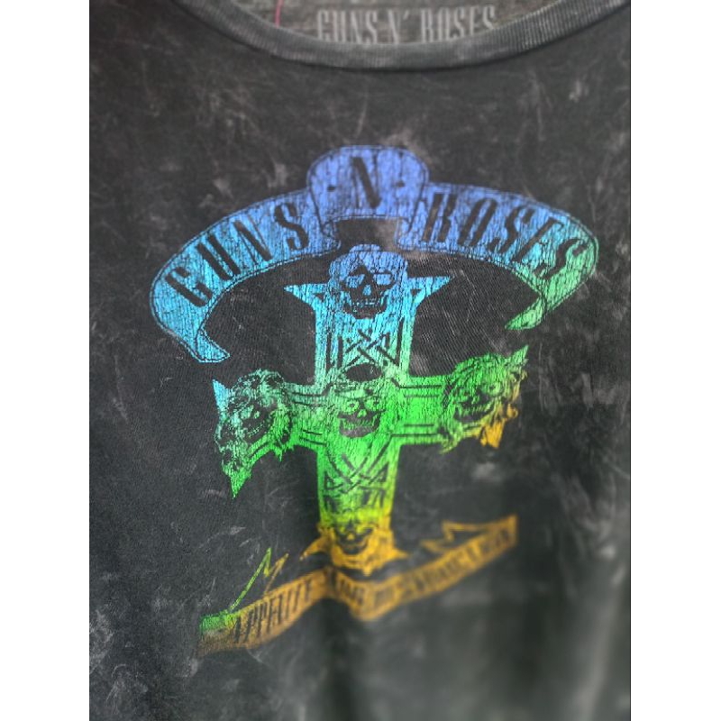 เสื้อวง Guns N' Roses แท้ เสื้อวงร็อกวินเทจ โลโก้สะท้อนสีรุ้ง  เสื้อยืดมือสอง ผ้านิ่ม cotton100%