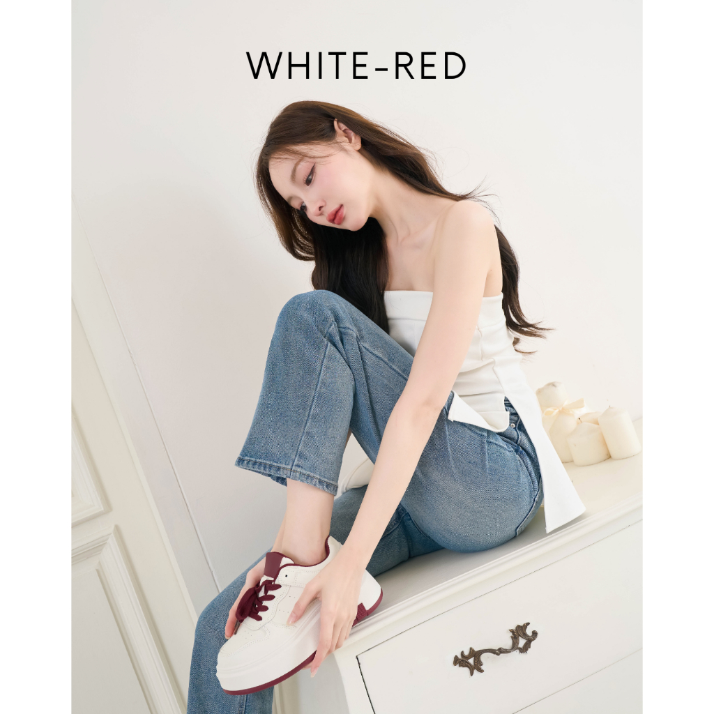 CCS - รองเท้าผ้าใบ รุ่น 𝐖𝐡𝐢𝐭𝐞-𝐫𝐞𝐝 หนังแท้ เสริมพื้นหนา รองเท้าสีขาวแดง สำหรับผู้หญิง รองเท้าผ้าใบเสร