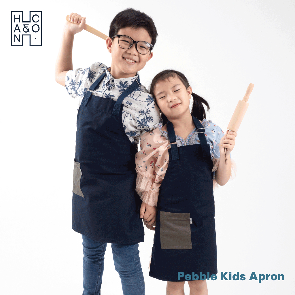 Han&Co. Pebble Kids Apron ผ้ากันเปื้อนเด็กแบบคล้องคอสีสันสดใส มี 3 สี