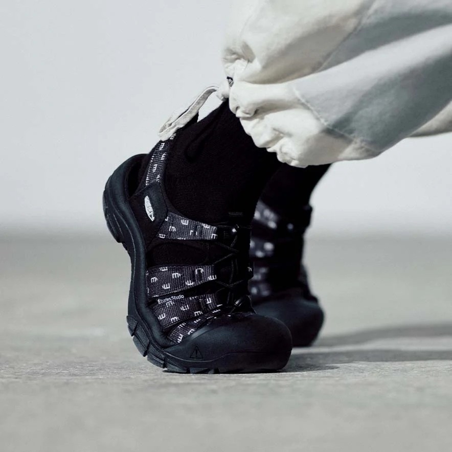 Keen รองเท้าผู้ชาย รุ่น Men's Newport Retro Sandals KEEN x Études Studio