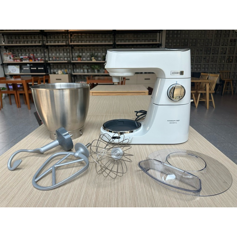 เครื่องผสมอาหาร Kenwood มือ2 ใหม่กริบ