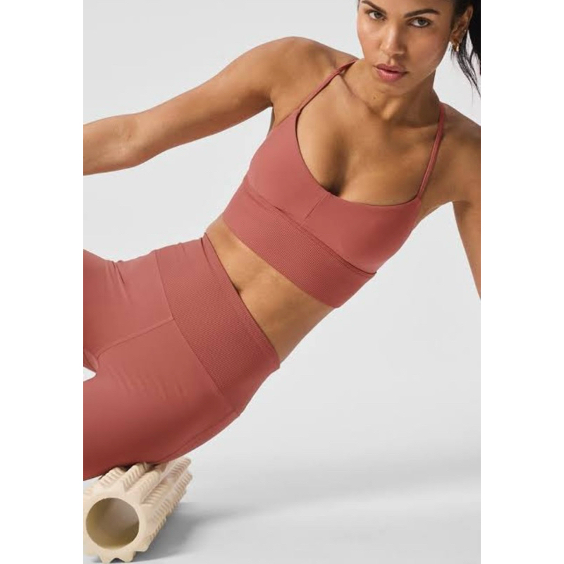 *Single used✨*  Alo yoga lavish bra