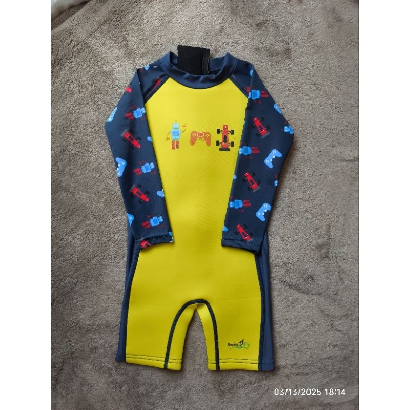 🍂 ส่งต่อ สภาพ 98% ชุดว่ายน้ำเด็ก แบรนด์ SwimFly ️เก็บอุณหภูมิ + กันแดด UV Size S  (2-4 ขวบ)