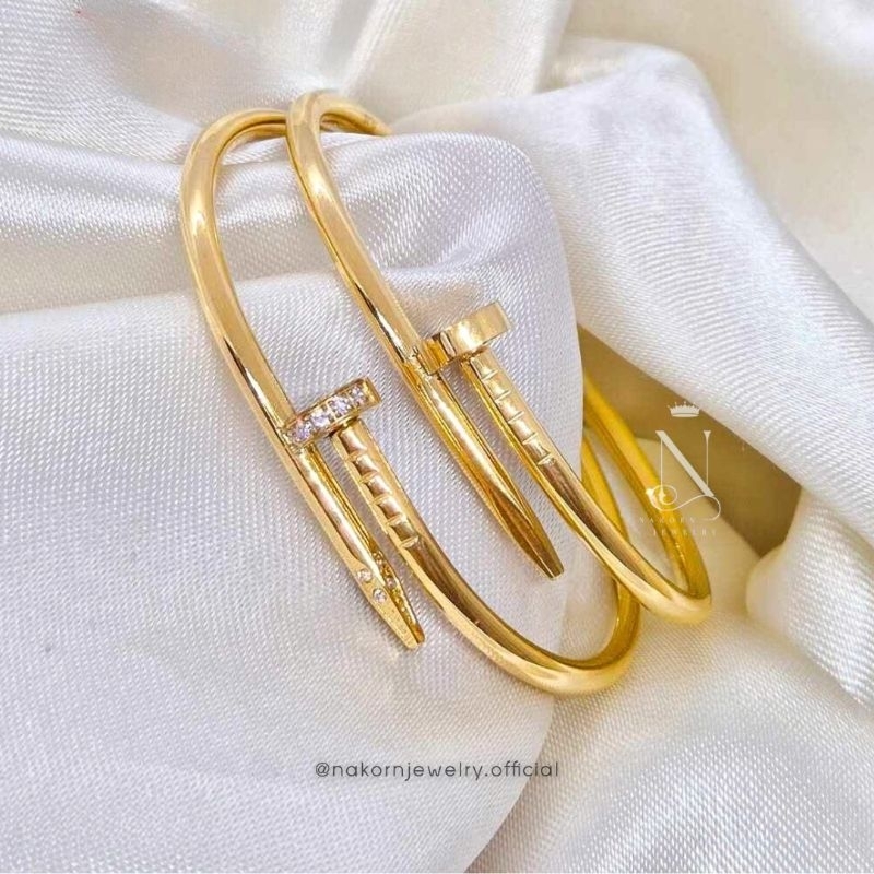 กำไลข้อมือตะปู เศษทองแท้24k แฟชั่นทันสมัย เกรดพรีเมี่ยม ไม่ลอกไม่ดำใส่อาบน้ำได้