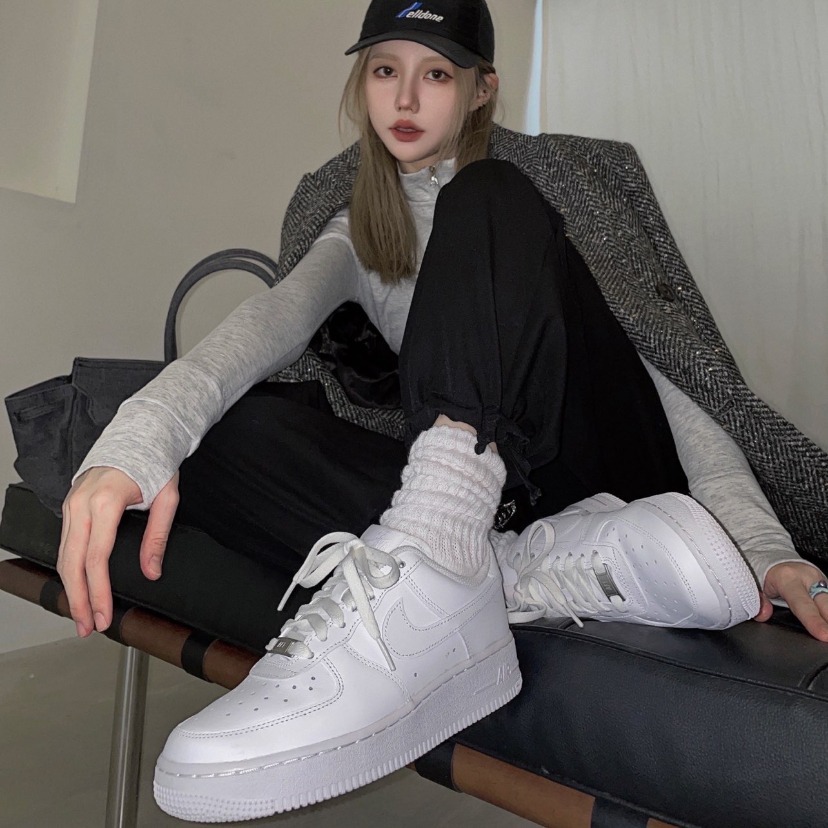 ✅ของแท้ 100%✅รองเท้าผ้าใบ AIR FORCE 1 LOW สีขาวบริสุทธิ์ รองเท้าผ้าใบคลาสสิก