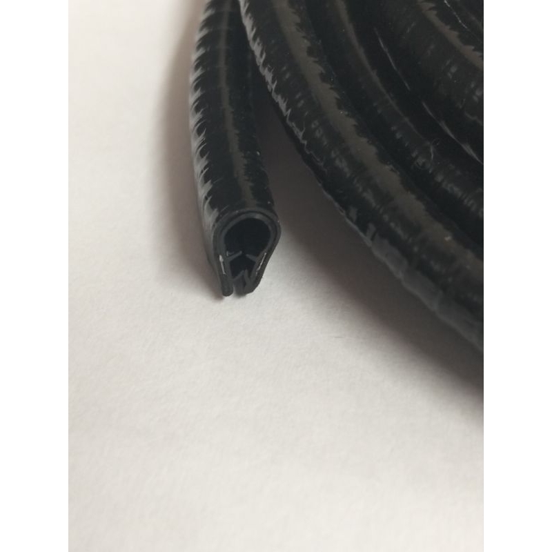 ขอบยางกันบาดมีเหล็กด้านในยาว5เมตรตัวU10มิลลิเมตร