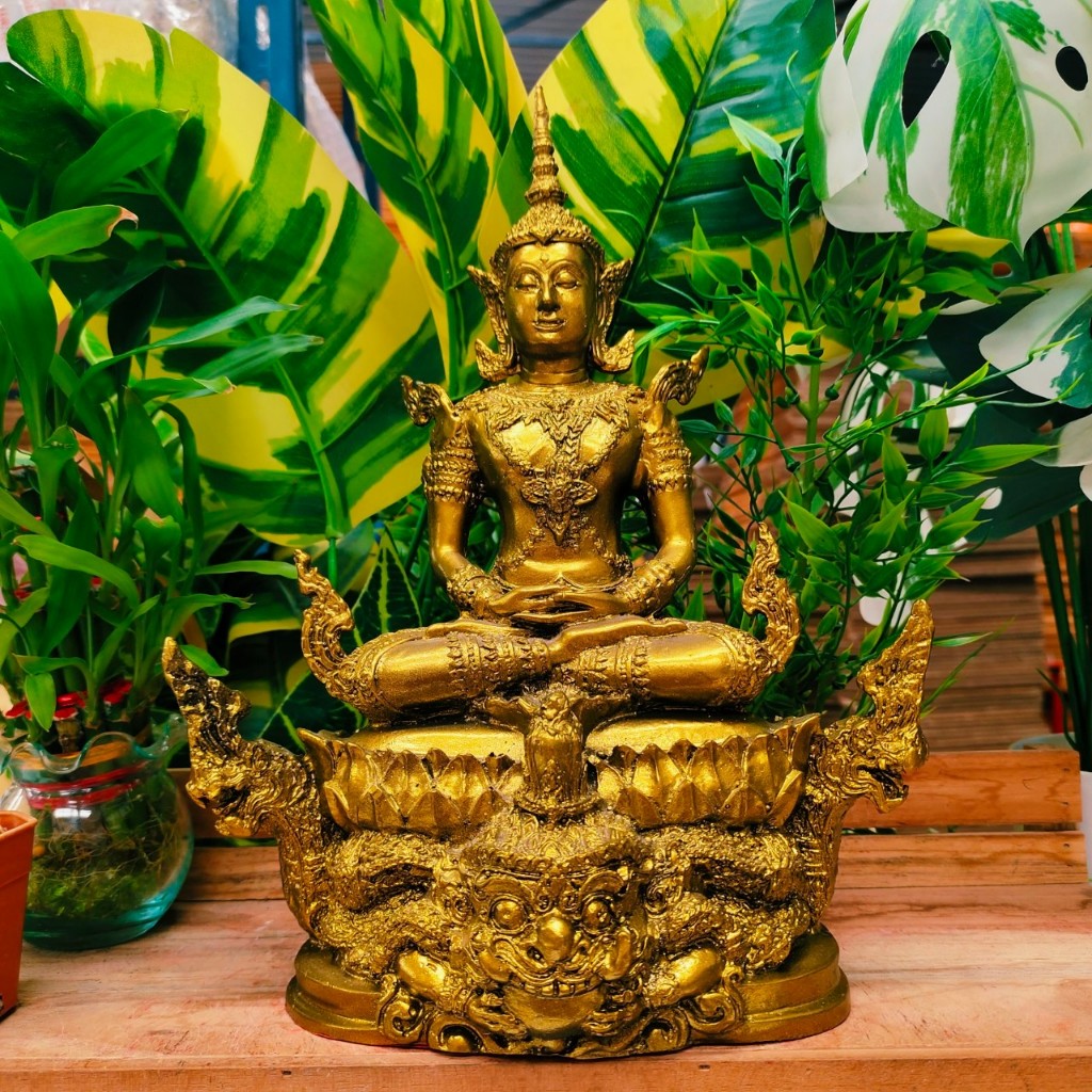 พระจักรพรรดิ ฐานราหู สีทองเก่า ขนาด 5 นิ้ว สูง 13 นิ้ว