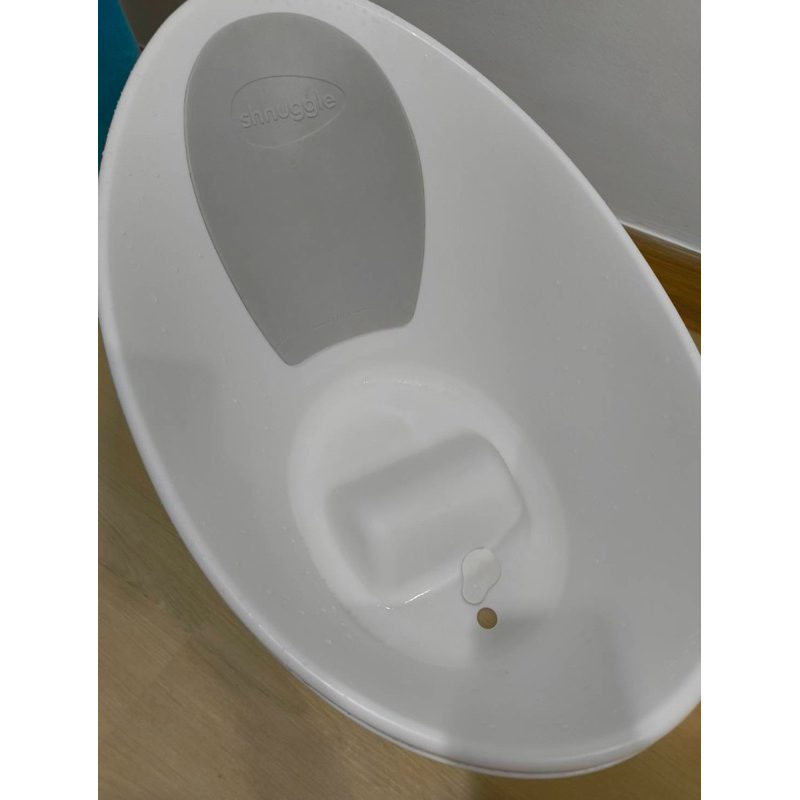 ส่งต่ออ่างอาบน้ำ shnuggle