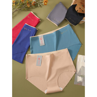 กางเกงในผู้หญิง ผ้านุ่มลื่น เบาสบาย ระบายอากาศ ขอบเอวยืดหยุ่…