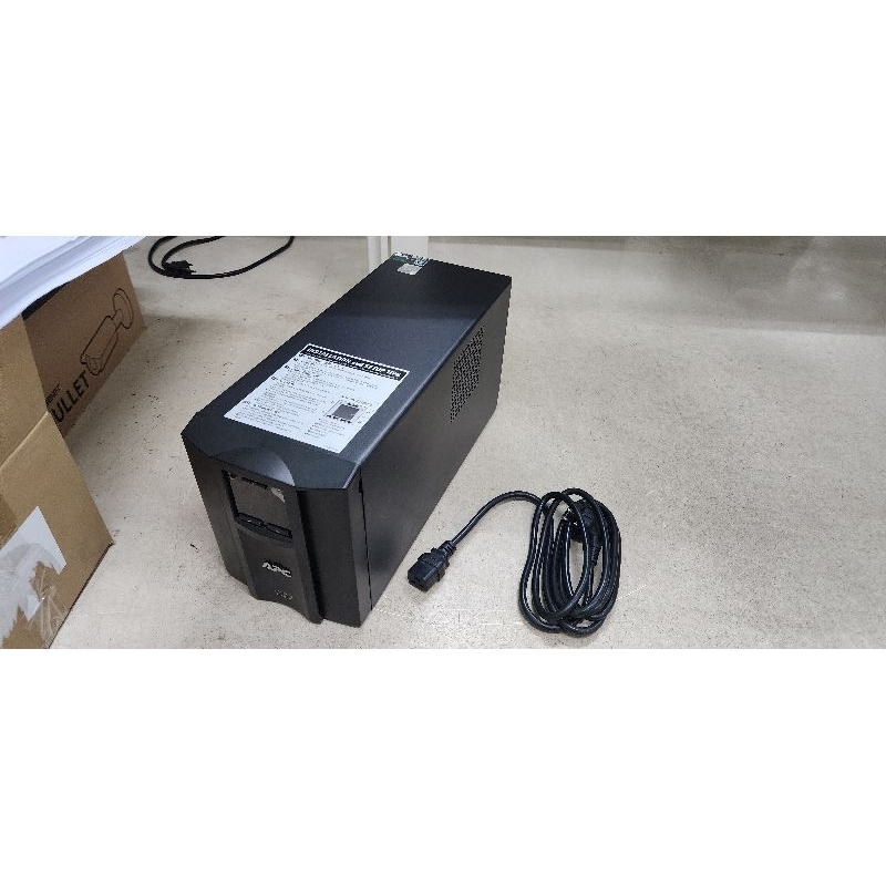 APC Smart-UPS C2000(เครื่องสำรองไฟ)