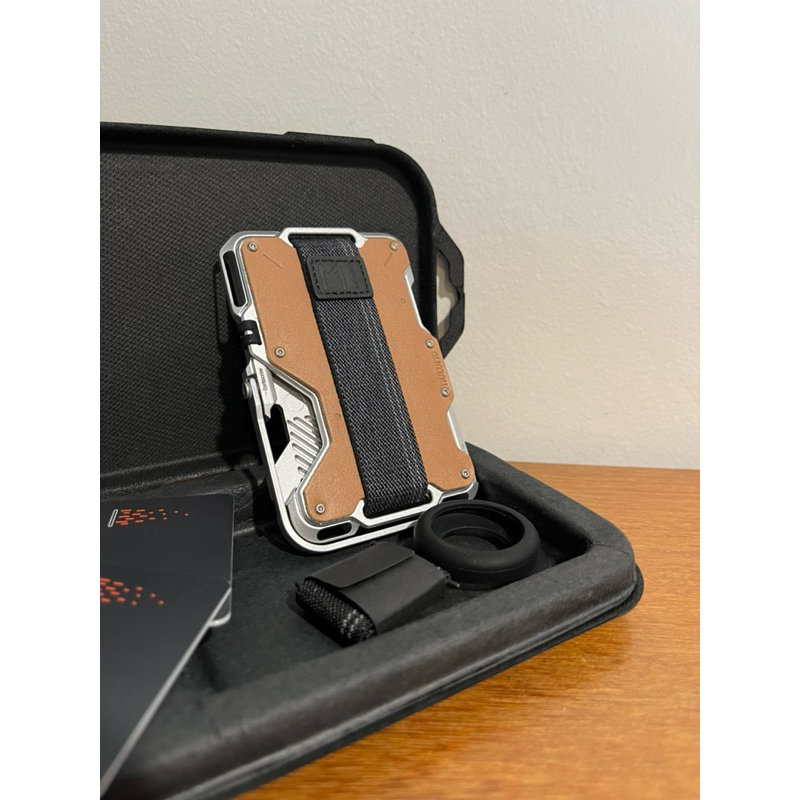 [ใหม่] AULUMU G03 MAGNETIC MULTI-FUNCTIONAL METAL CARD CASE WITH KICKSTAND ขาตั้ง SMARTPHONE แบบแม่เ