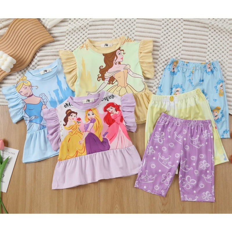 ชุดเชตเด็กผู้หญิงเสื้อ+กางเกงขา3ส่วน ลายเจ้าหญิง แต่งแขนระบาย ผ้านิ่มเด้ง