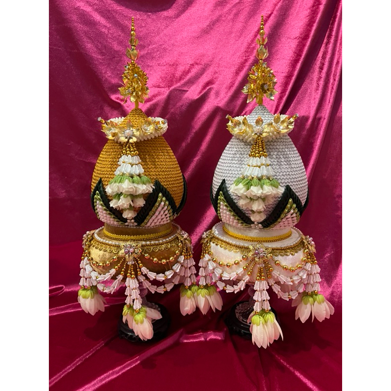 พานพุ่มเงิน พานพุ่มทอง พานเงิน พานทอง พานพุ่มเฉลิมพระเกียรติ  พานพุ่มสักการะบูชา พานพุ่มโต๊ะหมู่บูชา (ราคาสินค้าต่อ1พาน)