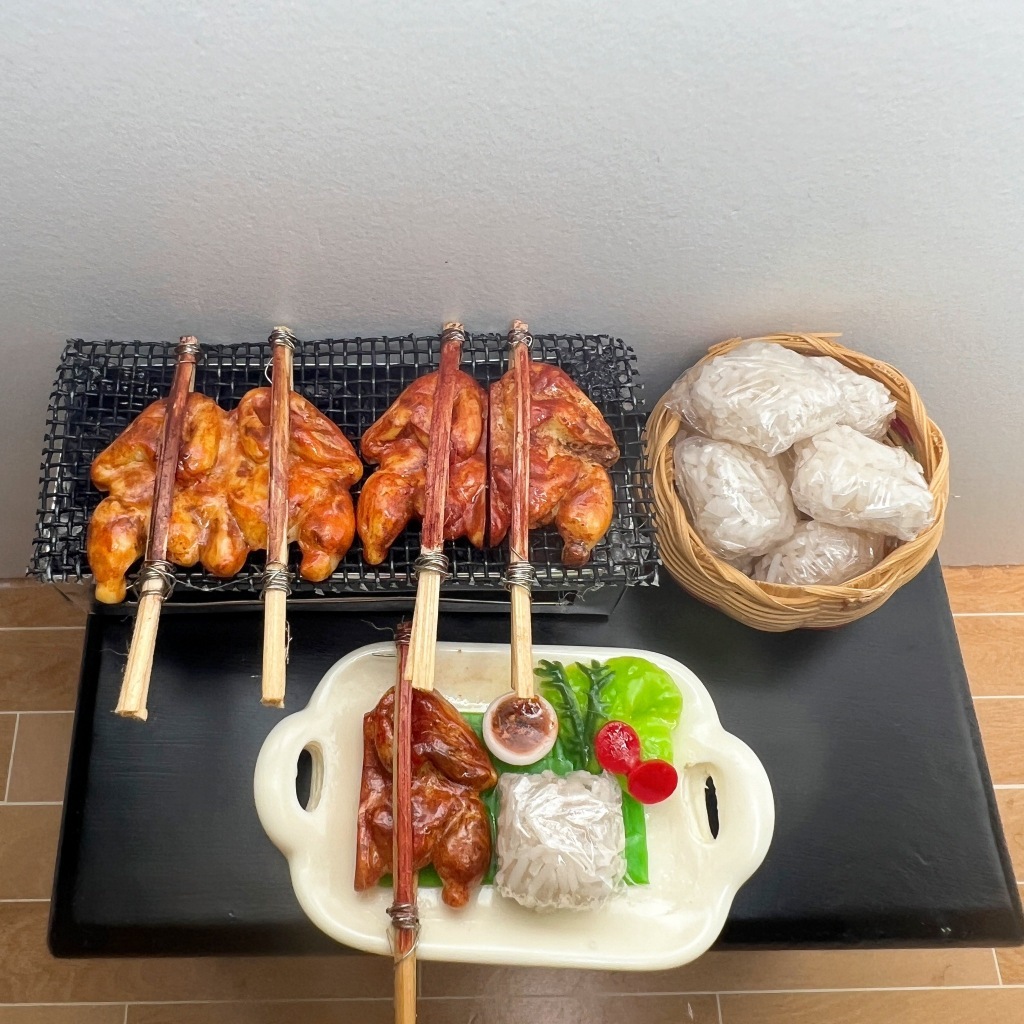ไก่ย่างข้าวเหนียวร้อน ๆ พร้อมเสิร์ฟจ้า....งานดินปั้น (เลือกแบบข้างใน) #ของจิ๋ว #miniature