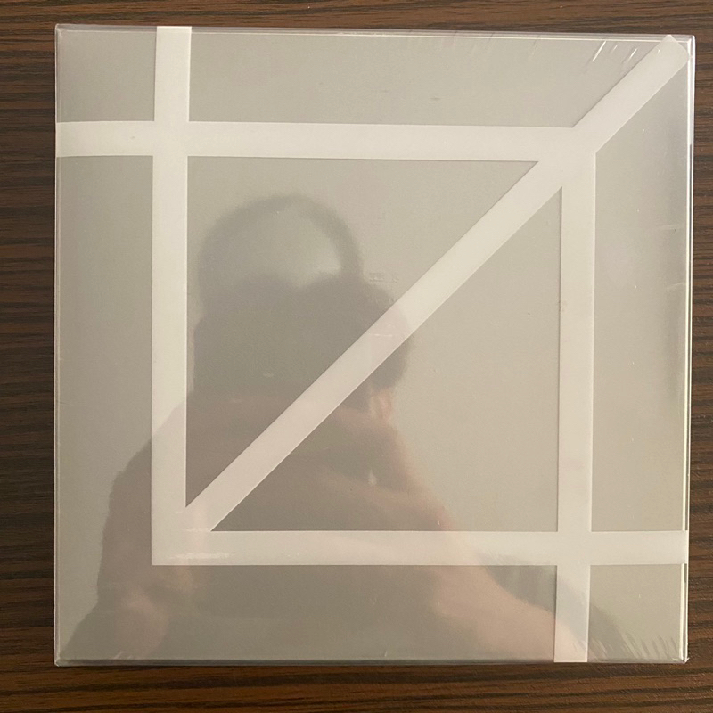 1 Box set ซีดีเพลง PAPER PLANES - 1% (1704)