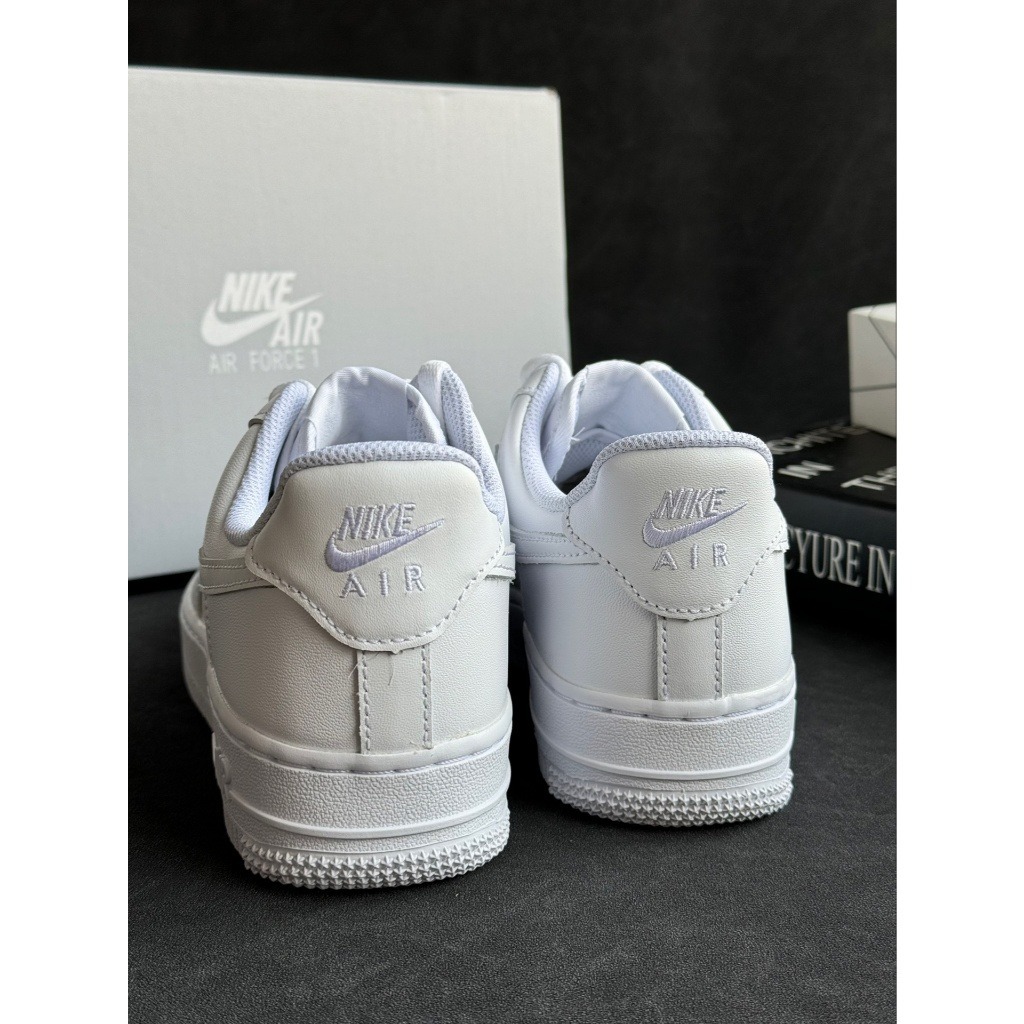 ✅ของแท้ 100%✅รองเท้าผ้าใบ AIR FORCE 1 LOW สีขาวบริสุทธิ์ รองเท้าผ้าใบคลาสสิก