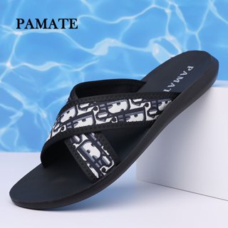 รองเท้าแตะผู้ชายสายคาดขัดลายพิเศษ ดีไซน์เก๋ไก๋ไม่ซ้ำใคร!