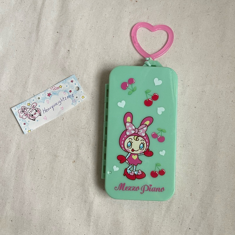 กล่องของเล่นใส่ช้อนส้อม mezzo piano งาน Mc✨มือสอง สภาพดี