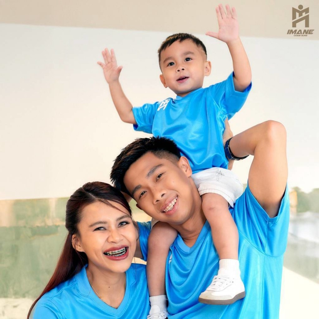 เสื้อยี่ห้อ IMANE เด็กเล็ก คอวีเบสิค เสื้อกีฬาผ้ามันวาว เสื้อฟุตซอล เสื้อออกกำลังกาย IMAJR1002 - รูปที่ 4