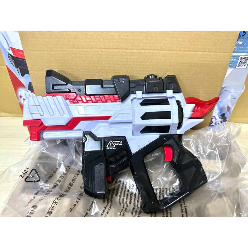 DX Magnum Shooter 40X - อุปกรณ์ของมาสไรเดอร์กีทส์ มือ 2 งานกล่องครบ (Kamen Rider Geats)