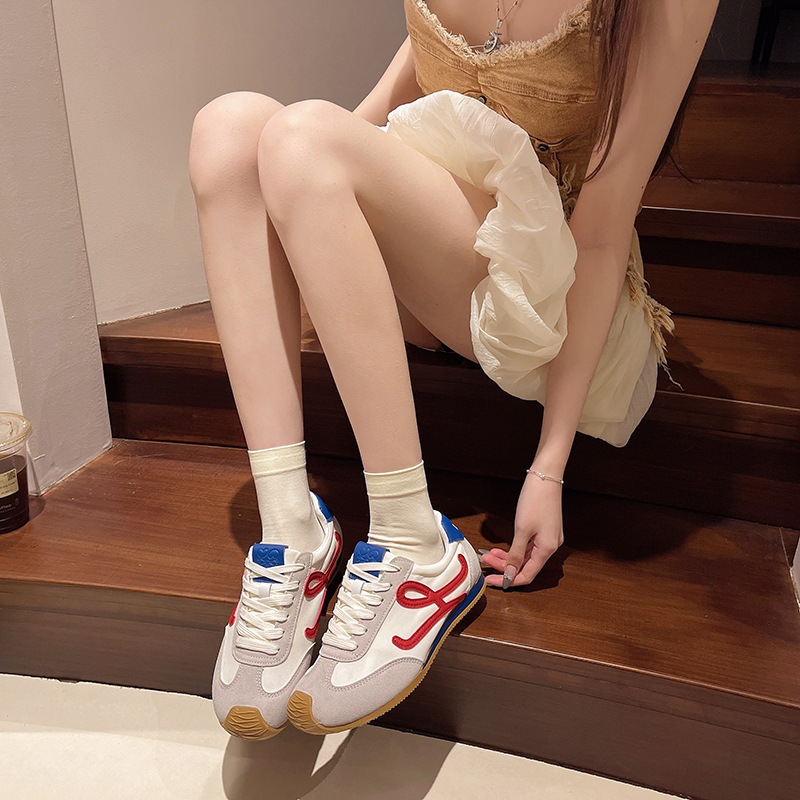 รองเท้าผ้าใบสตรีสไตล์เกาหลี รองเท้าลำลองของนักเรียน เบาสบาย กันลื่นและทนต่อการสึกหรอ - รูปที่ 5