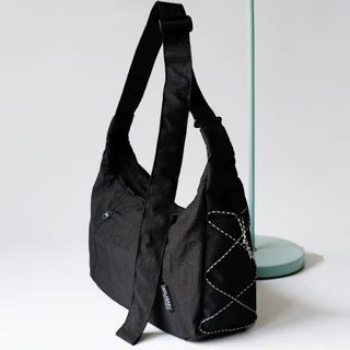 Malabaru ‘CHUCK‘ Crossbody Bag กระเป๋าผ้าไนลอน สะพาย